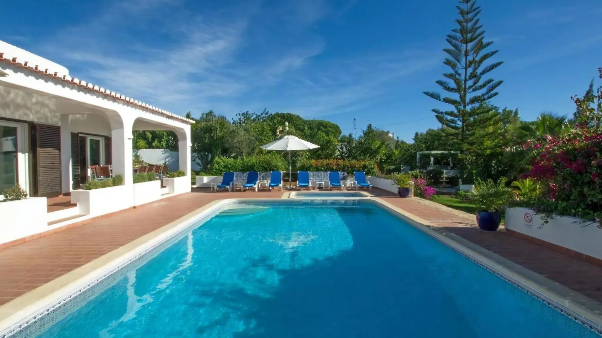 Villa Unica 10 0*, Carvoeiro (Lagoa)